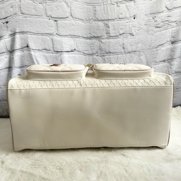 *NEW* Disney Minnie Mouse Weekender/Overnight /Duffle Travel Bag - Picture 7 of 11